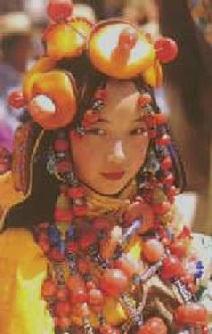 This is how Tibetan people like amber