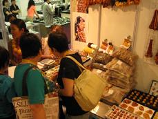 Exhibiting at the Hong Kong International Jewelry Fair, June 09  