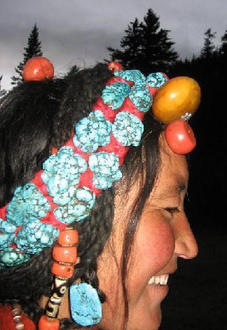 This is how Tibetan people like amber