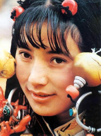 This is how Tibetan people like amber